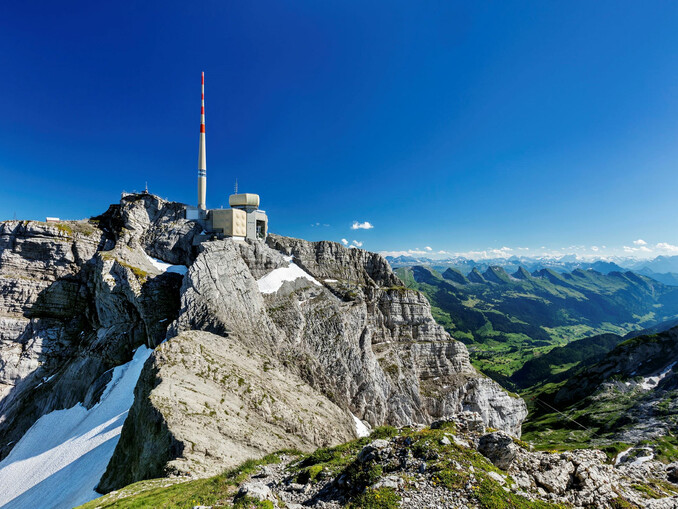 Säntisgipfel mit Toggenburg | © © Säntis-Schwebebahn AG